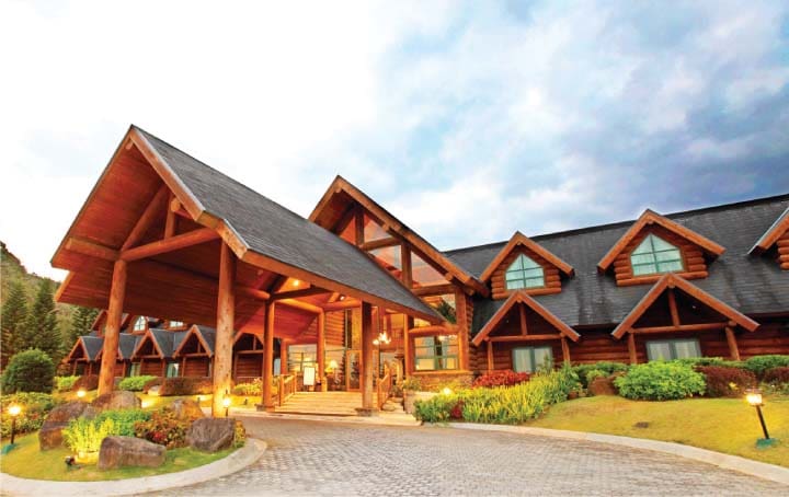 Lodge-inspired clubhouse building in Tagaytay Highlands