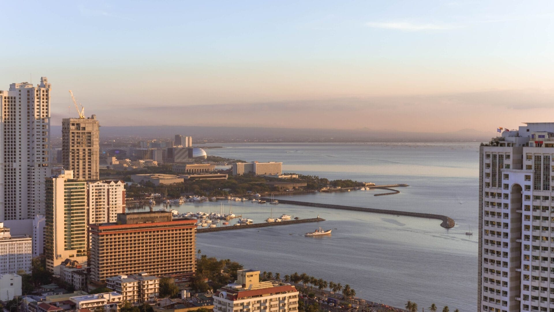 Manila bay Philippines