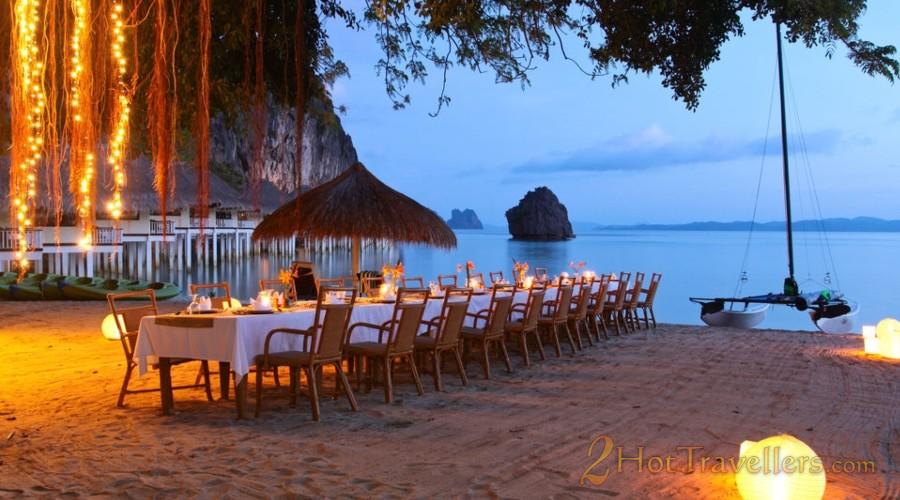 Remote Luxury Resort - Apulit-Island.7.beach-dinner