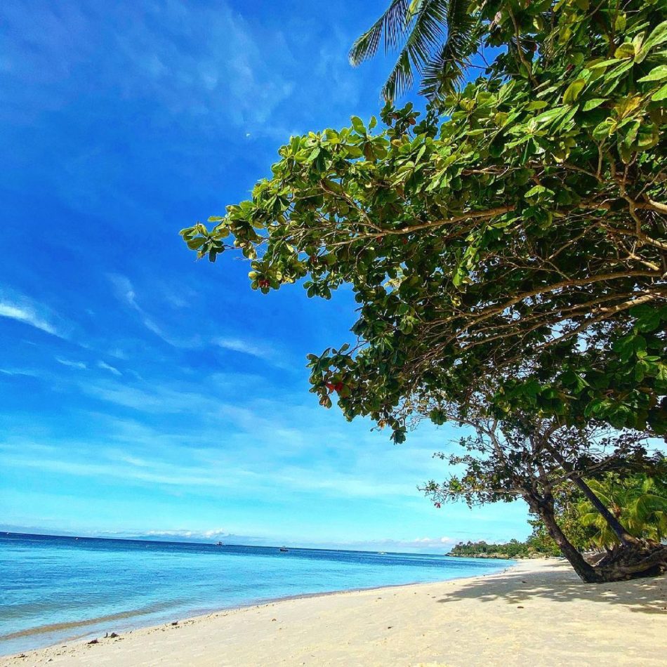 Amazing Alona Beach Panglao Island Bohol